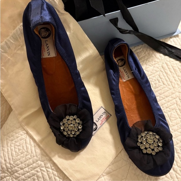 LANVIN Élégant Satin Ballerine Slippers with Jeweled Silk Tulle ~ EU 38.5 US 7.5 - Picture 10 of 16